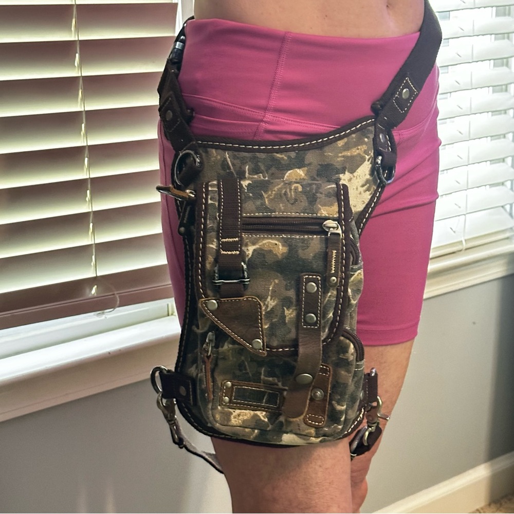 Camouflage Crossbody waist & leg bag